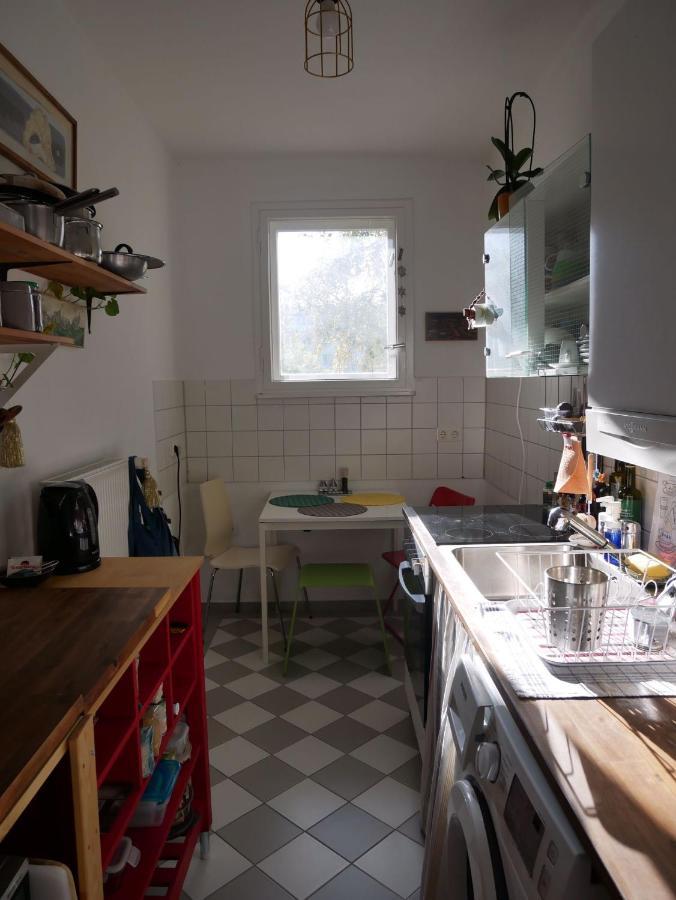 Private Room In The Centre Of Berlin Exterior foto