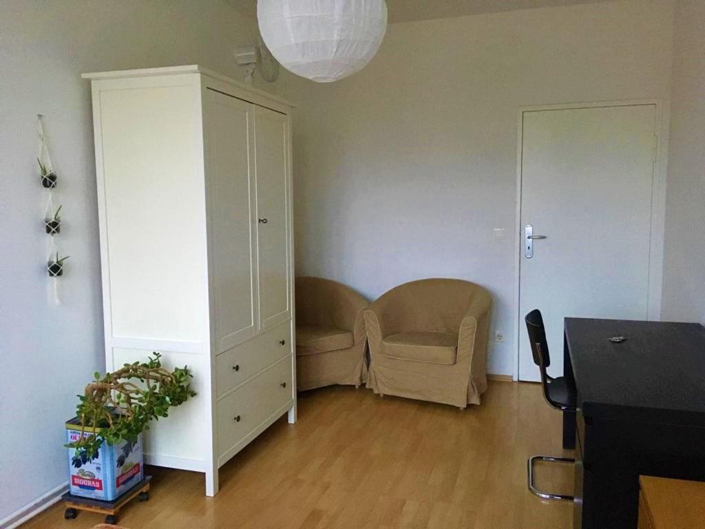 Private Room In The Centre Of Berlin Exterior foto